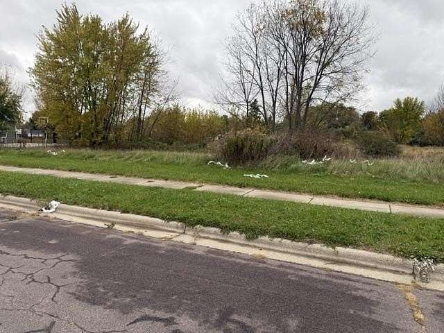 1.3 Acres of Residential Land for Sale in Mauston, Wisconsin