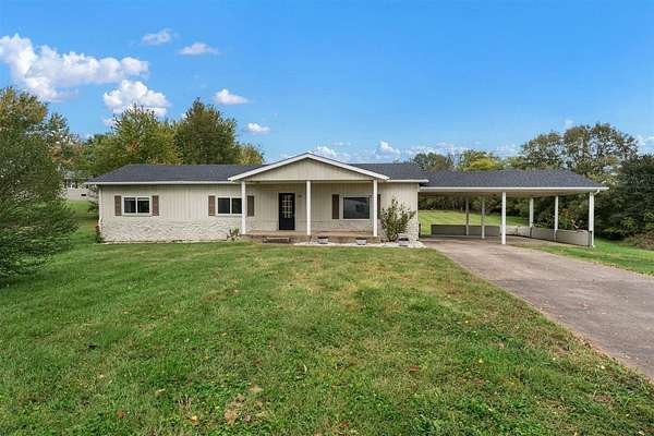 2.15 Acres of Land with Home for Sale in Bowling Green, Kentucky