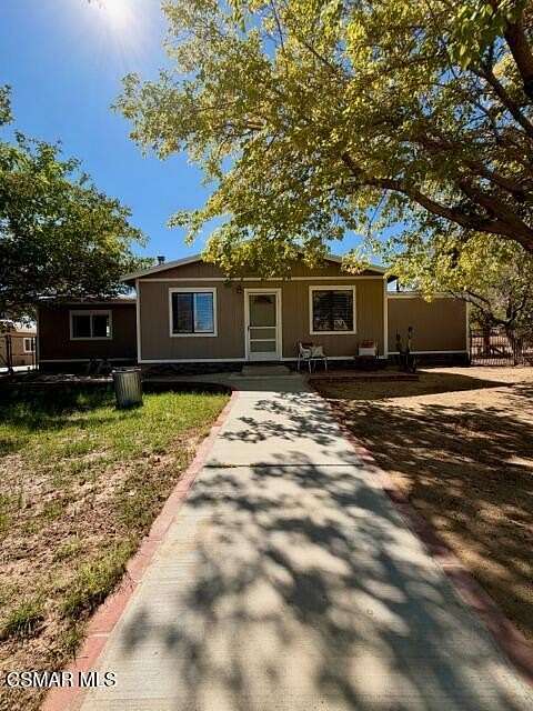 2.65 Acres of Land with Home for Sale in Mojave, California