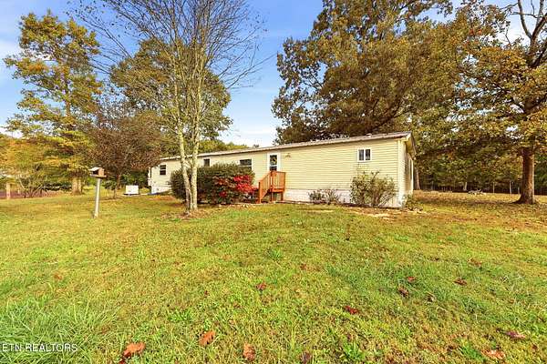 12 Acres of Land with Home for Sale in Crossville, Tennessee