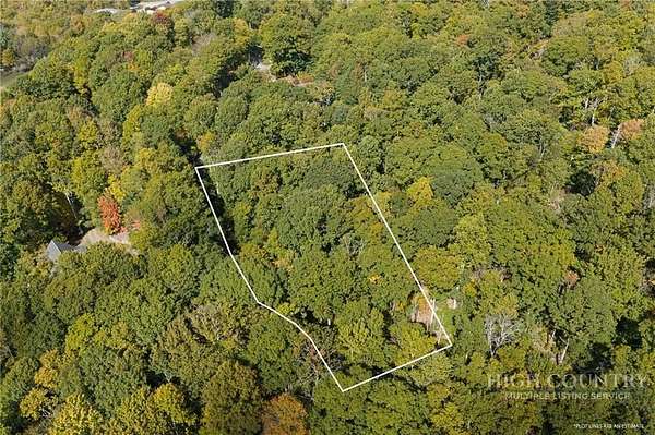 1.1 Acres of Residential Land for Sale in Banner Elk, North Carolina