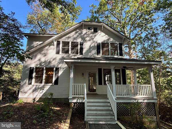 7.6 Acres of Land with Home for Sale in Lancaster, Virginia
