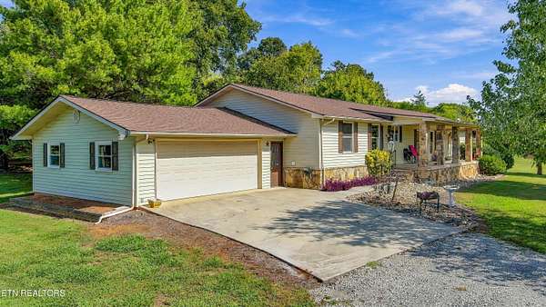 3.18 Acres of Land with Home for Sale in Greenback, Tennessee