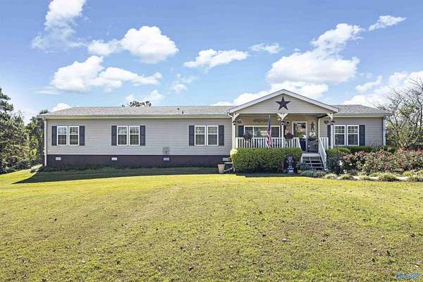 13 Acres of Land with Home for Sale in Section, Alabama