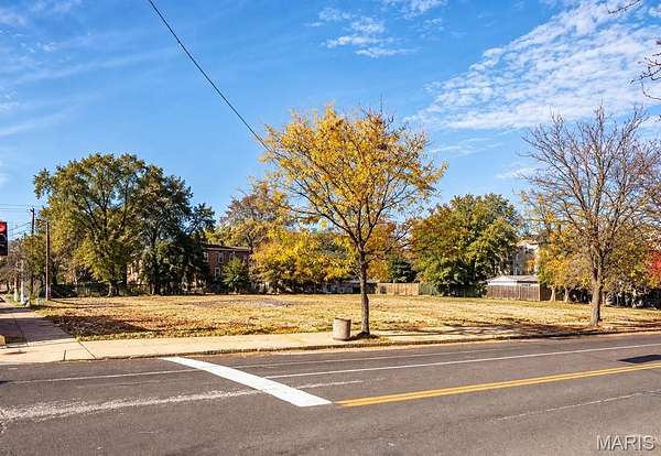 0.16 Acres of Mixed-Use Land for Sale in St. Louis, Missouri