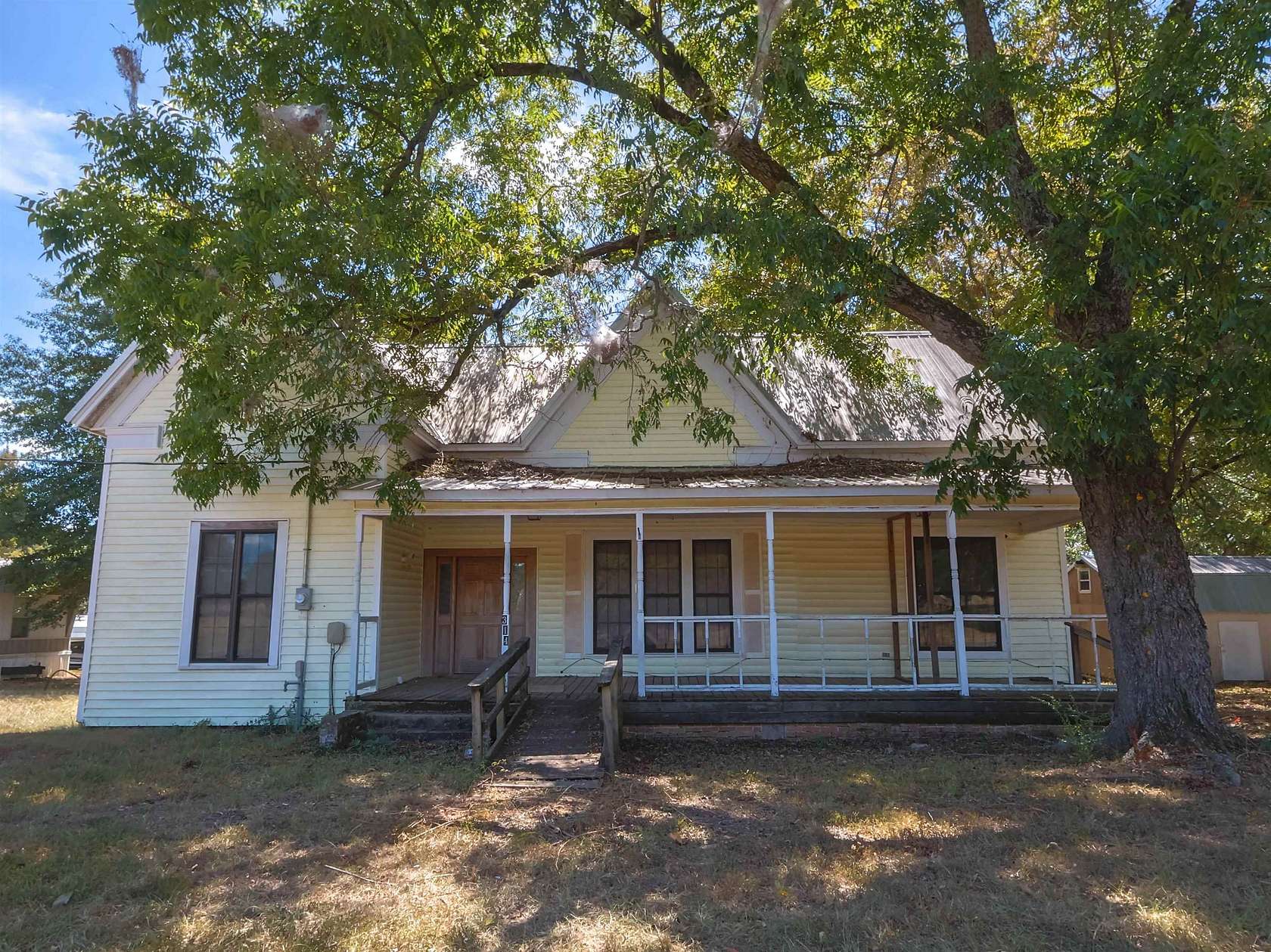 2.41 Acres of Land with Home for Sale in Bloomburg, Texas