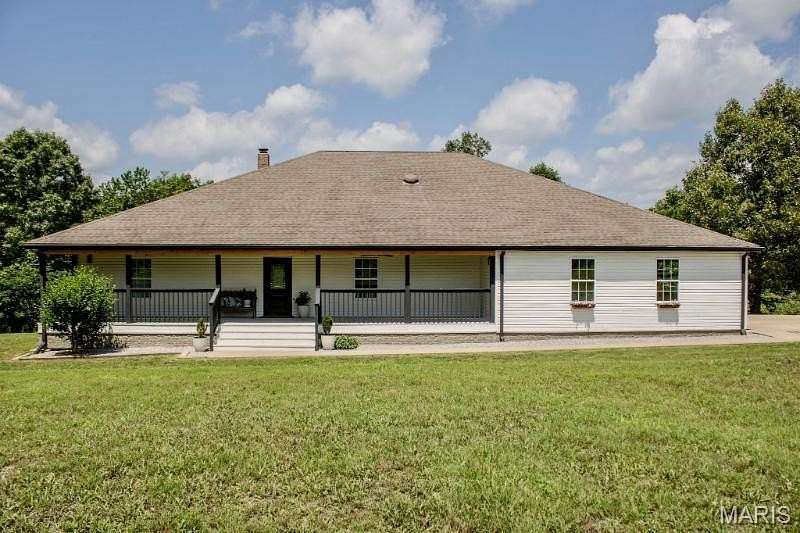 4 Acres of Land with Home for Sale in Doniphan, Missouri