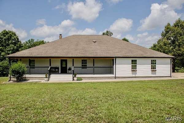 4 Acres of Land with Home for Sale in Doniphan, Missouri