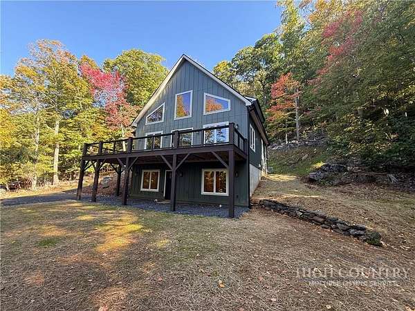 2 Acres of Land with Home for Sale in West Jefferson, North Carolina