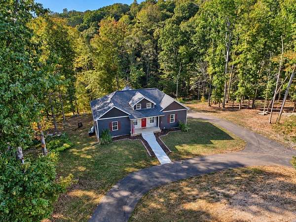 8.2 Acres of Land with Home for Sale in Cadiz, Kentucky