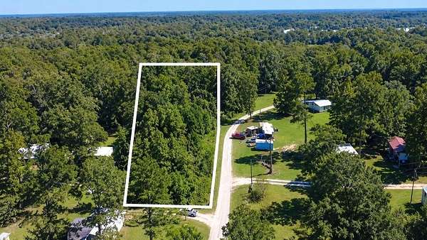 0.5 Acres of Residential Land for Sale in Wewahitchka, Florida