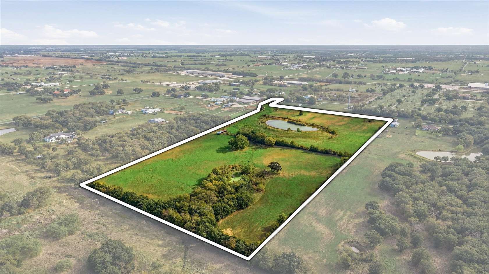 23 Acres of Land for Sale in Pilot Point, Texas