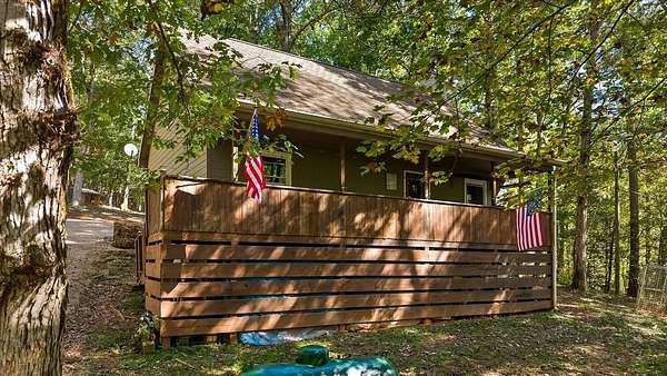 8 Acres of Land with Home for Sale in Ellijay, Georgia