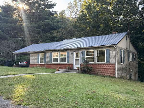 6.8 Acres of Land with Home for Sale in Morristown, Tennessee