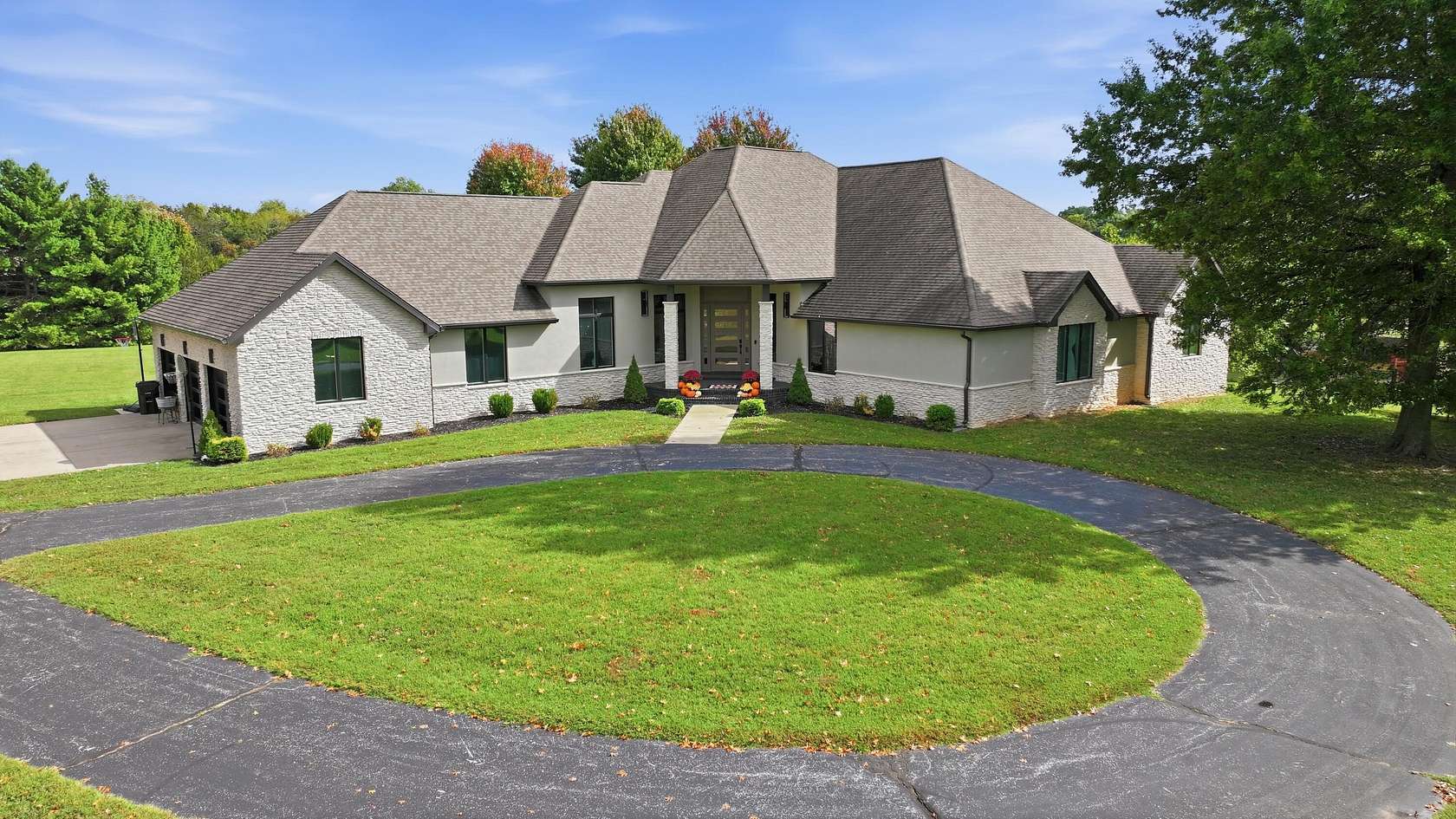 4 Acres of Land with Home for Sale in Springfield, Missouri