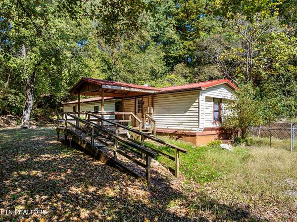 1.32 Acres of Residential Land for Sale in Knoxville, Tennessee