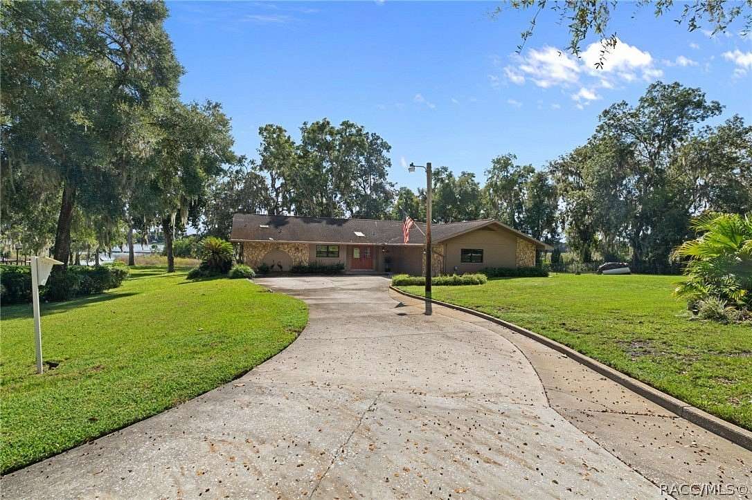 2 Acres of Land with Home for Sale in Inverness, Florida