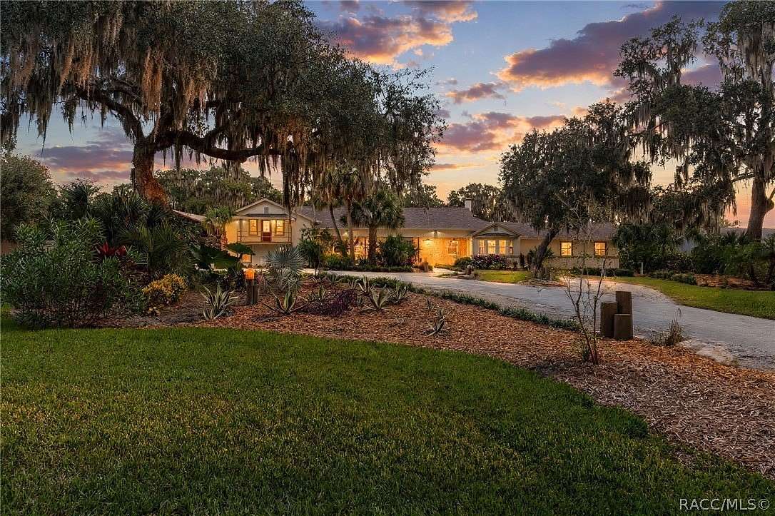 2.2 Acres of Land with Home for Sale in Inverness, Florida