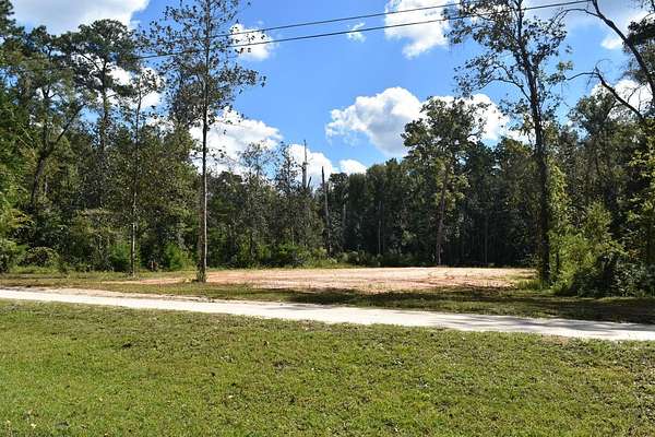 5 Acres of Residential Land for Sale in Tallahassee, Florida