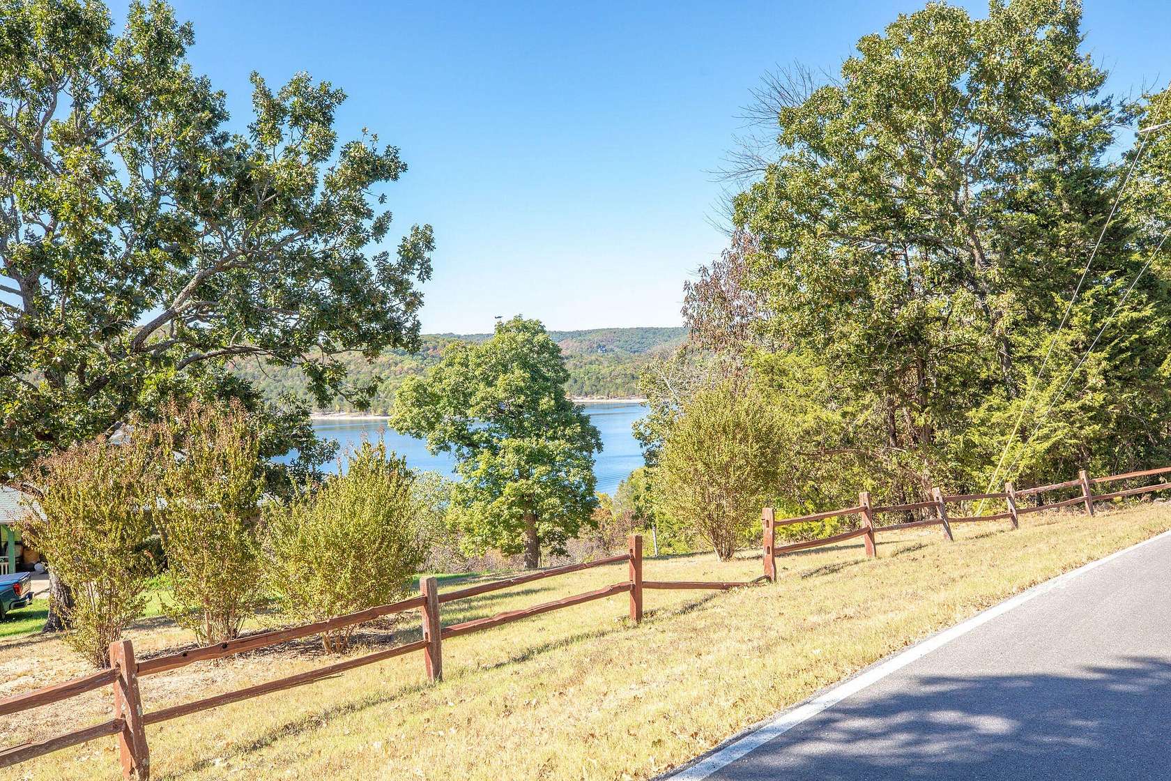 3.14 Acres of Land for Sale in Blue Eye, Missouri