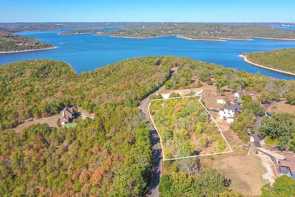 1.57 Acres of Land for Sale in Blue Eye, Missouri