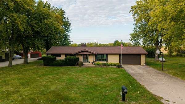 1.73 Acres of Land with Home for Sale in Bloomington, Illinois
