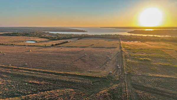 21 Acres of Land for Sale in Ponca City, Oklahoma