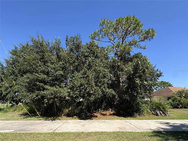 0.23 Acres of Residential Land for Sale in Poinciana, Florida