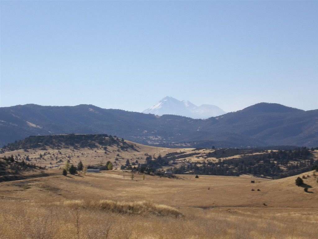 2.5 Acres of Residential Land for Sale in Hornbrook, California