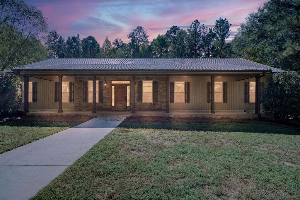 4 Acres of Land with Home for Sale in Milledgeville, Georgia