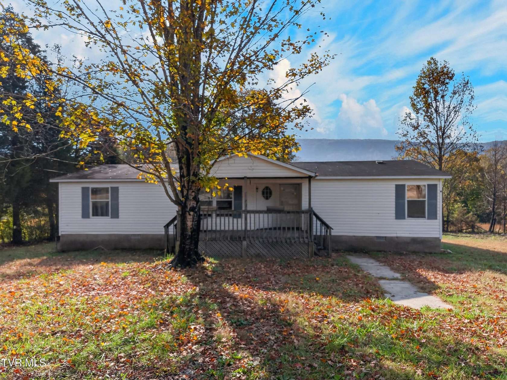 7 Acres of Land with Home for Sale in Rogersville, Tennessee
