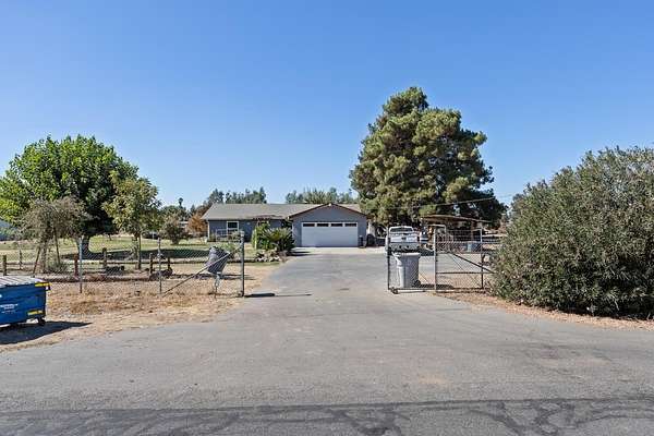 2 Acres of Land with Home for Sale in Fresno, California