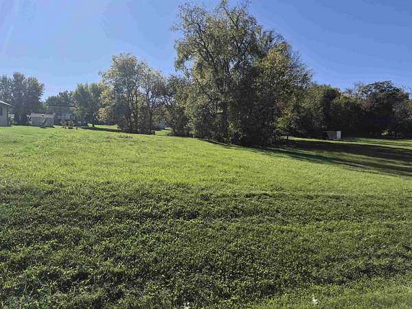 0.34 Acres of Land for Sale in Lake Summerset, Illinois