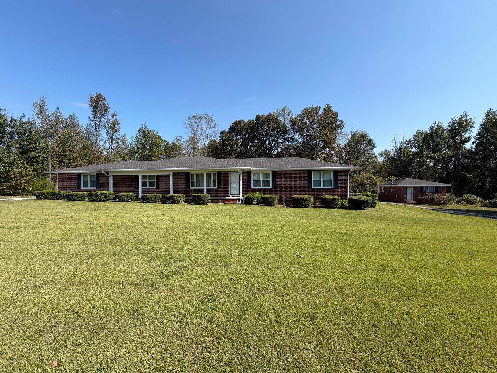 4.6 Acres of Land with Home for Sale in Nauvoo, Alabama
