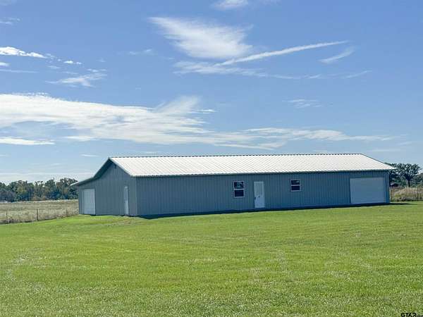 3 Acres of Residential Land for Sale in Ben Wheeler, Texas