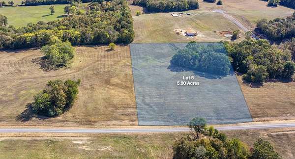 5 Acres of Residential Land for Sale in Quitman, Arkansas