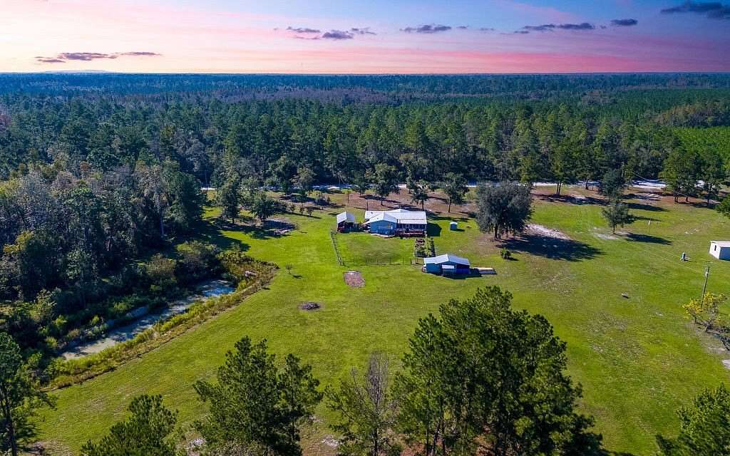 10 Acres of Land with Home for Sale in Jasper, Florida