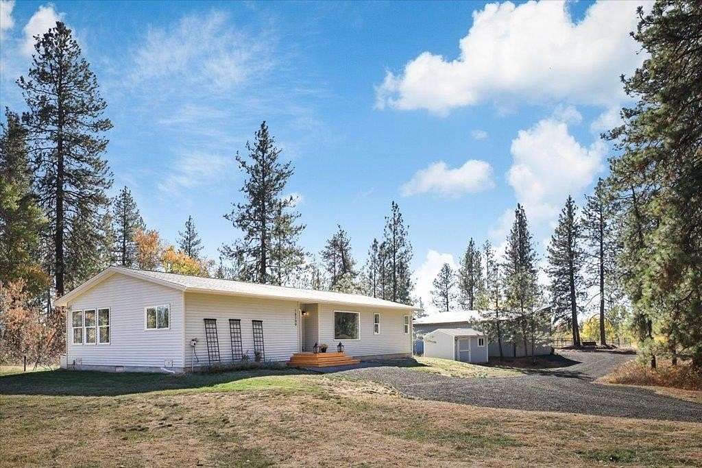 5.53 Acres of Land with Home for Sale in Cheney, Washington