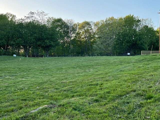 1.3 Acres of Residential Land for Sale in Smithville, Tennessee