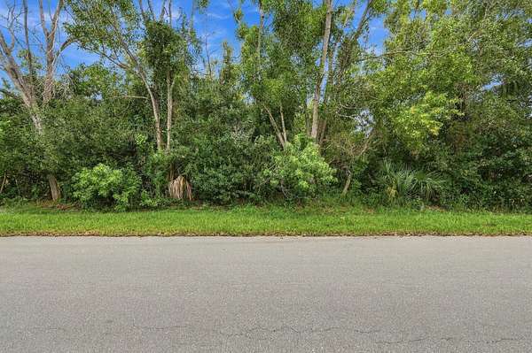 0.31 Acres of Residential Land for Sale in Port St. Lucie, Florida