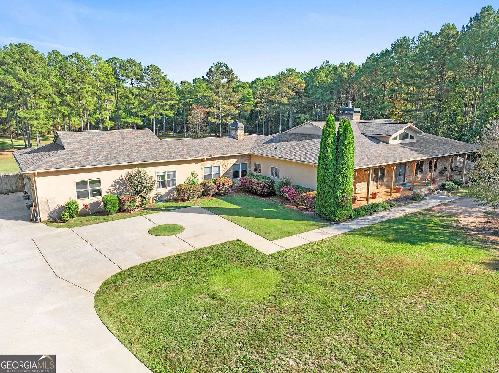 9.9 Acres of Land with Home for Sale in Fayetteville, Georgia