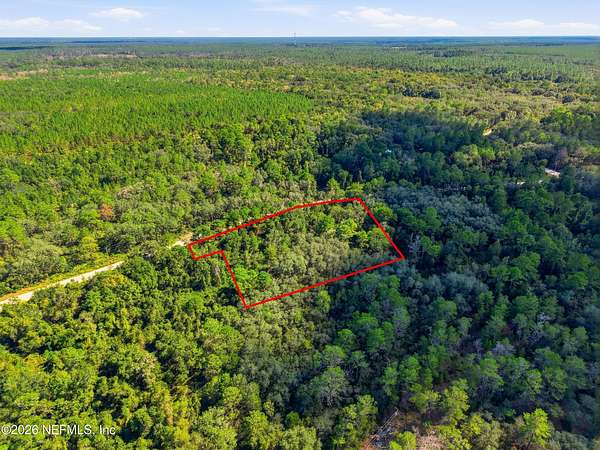 2 Acres of Land for Sale in Florahome, Florida