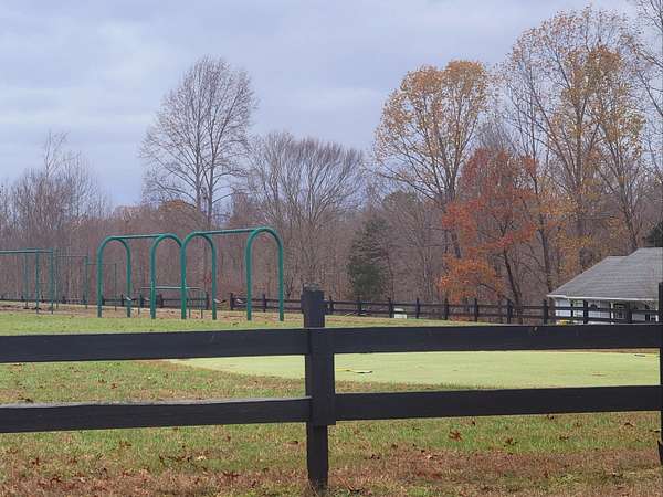 5.5 Acres of Residential Land for Sale in Russell Springs, Kentucky