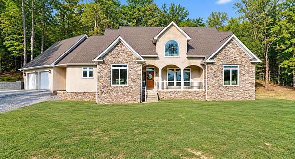 1.5 Acres of Land with Home for Sale in Stevenson, Alabama