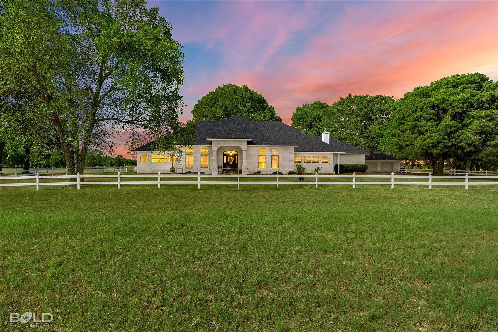 2 Acres of Land with Home for Sale in Keithville, Louisiana
