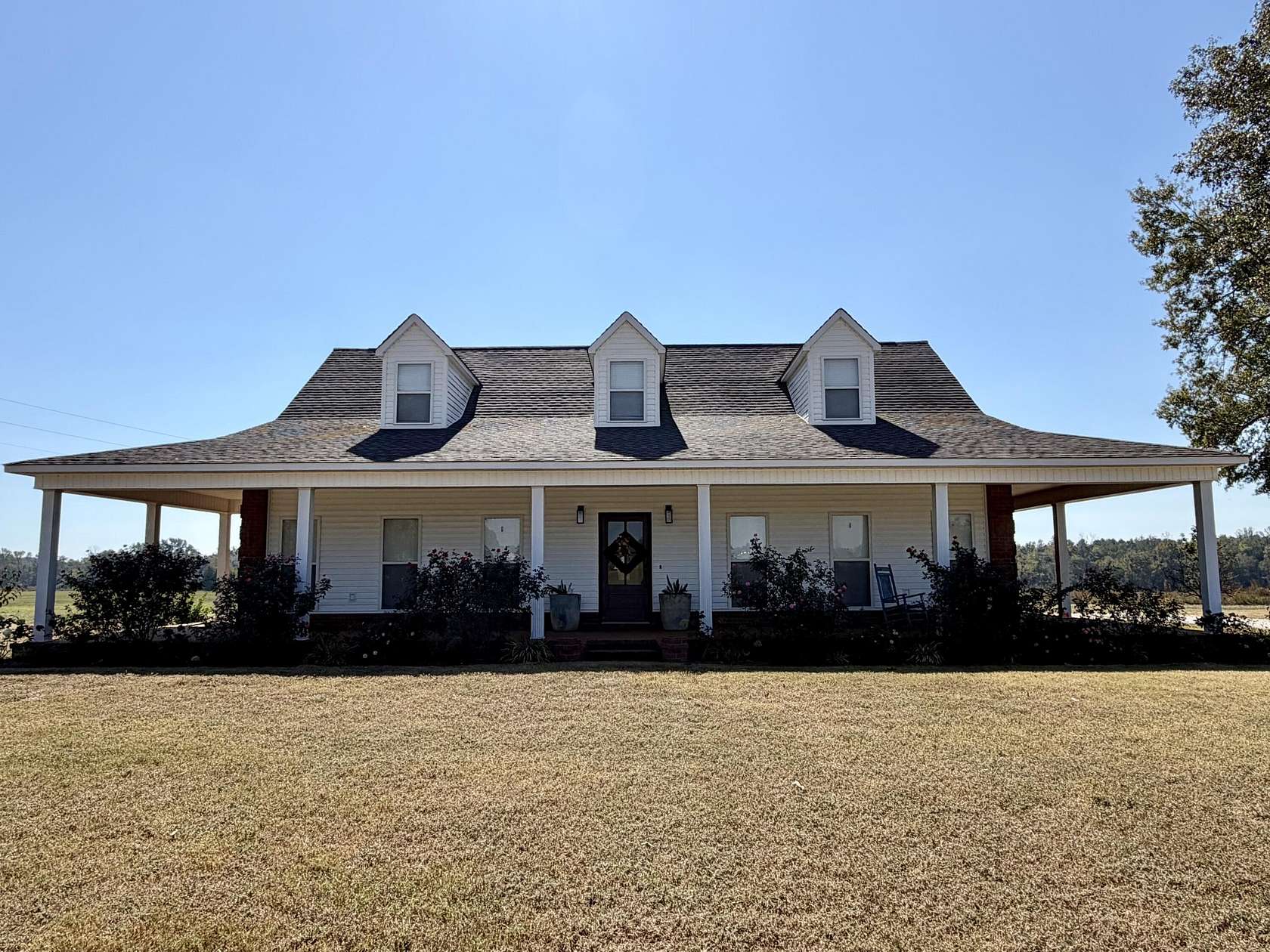 10 Acres of Land with Home for Sale in New Albany, Mississippi