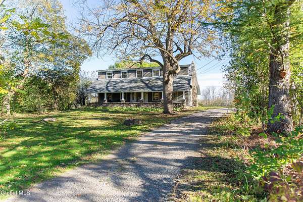5 Acres of Improved Mixed-Use Land for Sale in Ballston Lake, New York