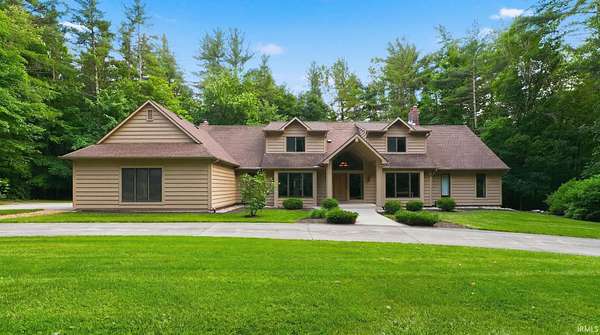2 Acres of Land with Home for Sale in Fort Wayne, Indiana