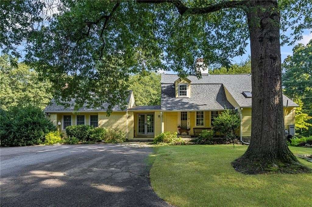 14.8 Acres of Land with Home for Sale in East Greenwich, Rhode Island