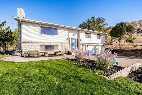 3.24 Acres of Land with Home for Sale in Pocatello, Idaho
